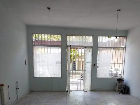 Local en Alquiler en Godoy Cruz, $ 600.000
