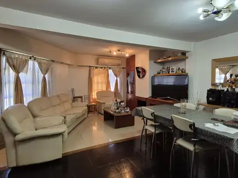 Departamento en Venta de 5 ambientes
