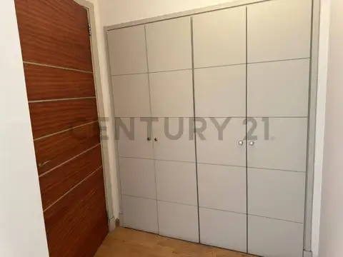 Departamento 6 ambientes con 2 baños