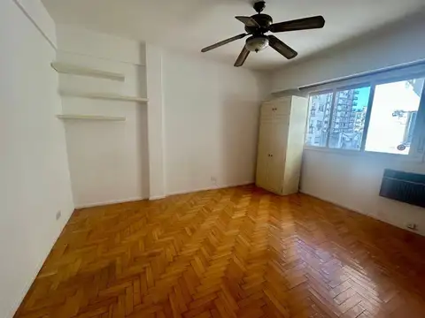 ALQUILER MONOAMBIENTE LUMINOSO - RECOLETA