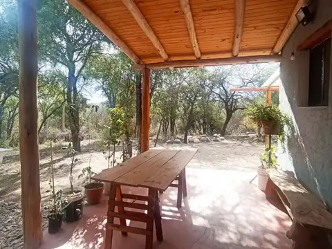 Casa 2 ambientes con 1 baño