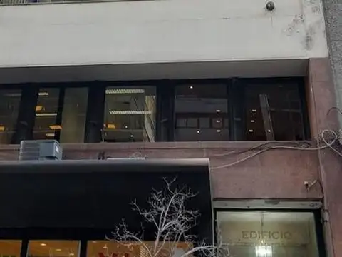 25 DE MAYO 536 ENTRE LAVALLE y TUCUMAN 137Mts 4 DESPACHOS-MICROCENTRO