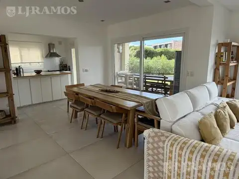 Casa en Venta en Puertos - Araucarias, USD 320.000