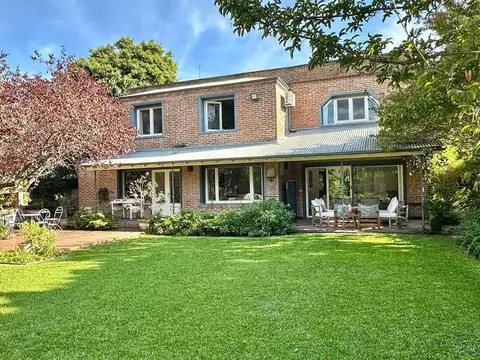 Casa en Alquiler de 4 dormitorios