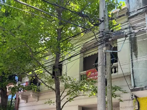 Depto Tipo Casa en Venta de 5 ambientes