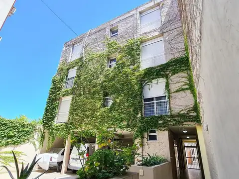 Departamento en Alquiler en República De La Sexta, $ 280.000