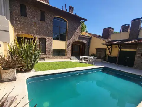 Casa en Venta de 4 dormitorios