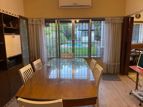 Casa en Venta en Martín Coronado, USD 240.000