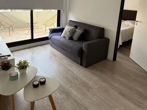 Paraguay 2400, Piso 11