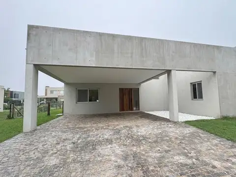 Calle Juan Díaz de Solís 6259, Dique Luján, Provincia de Buenos Aires, Argentina 6200
