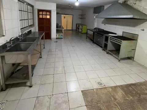 Depto Tipo Casa en Alquiler de 4 ambientes
