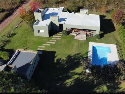 Casa en Venta en Playa Grande - Villa del Dique