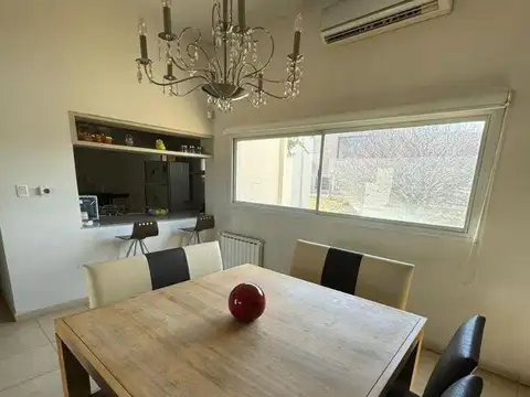 Casa en Venta en Playa Grande - Villa del Dique