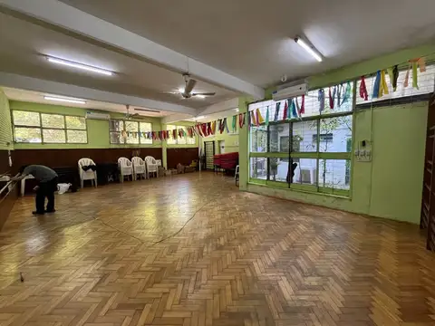 Depto Tipo Casa en Venta 40 años