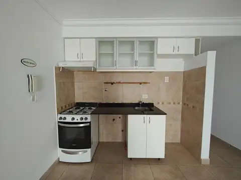 Departamento en Alquiler en Banfield, $ 620.000