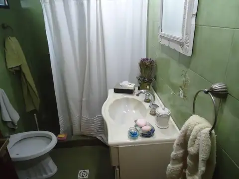 VENTA DE CHALET EN BURZACO, APTO CRÉDITO.