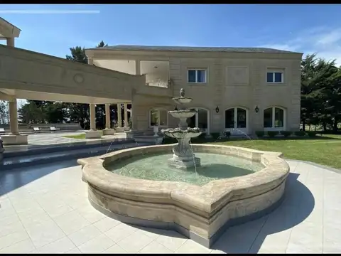 Casa en Venta de 8 dormitorios