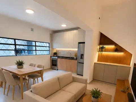 Casa 4 ambientes con 1 baño