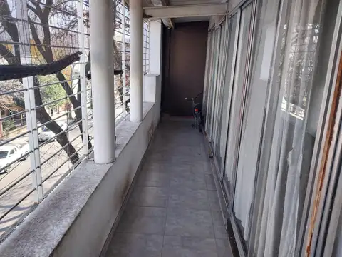 Avenida Lisandro De La Torre 200