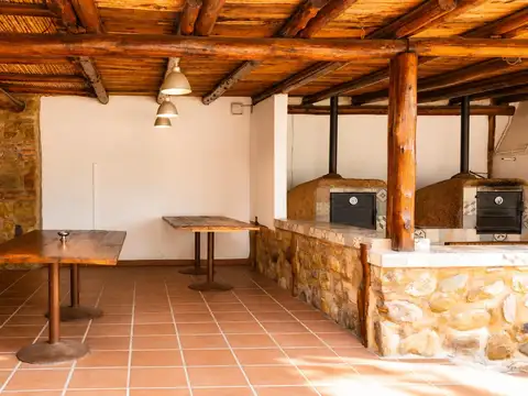Local en Alquiler en San Lorenzo, USD 1.950