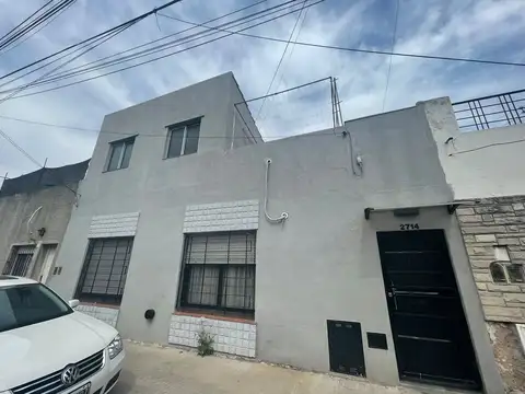 ALQUILER CASA 3 AMBIENTES CON TERRAZA