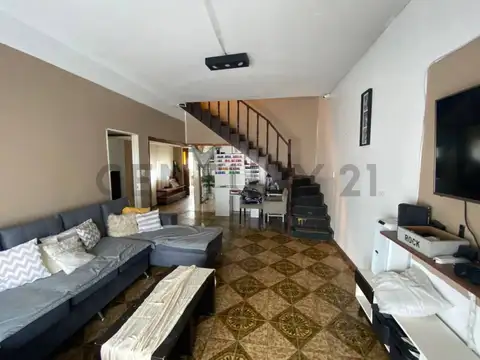 Departamento en Venta de 6 ambientes