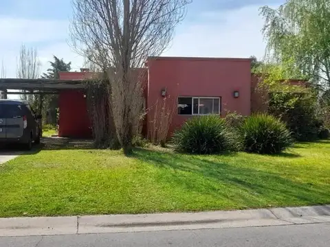 Casa En Alquiler Haras Santa Maria