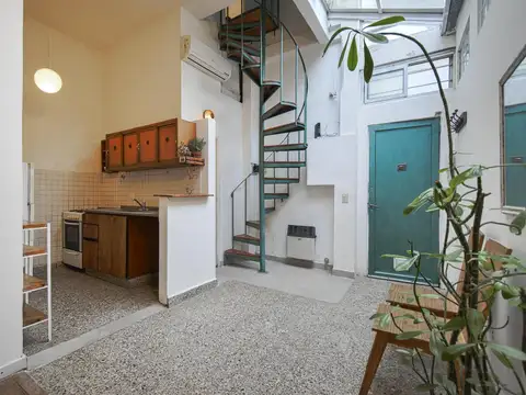 Depto Tipo Casa en Venta de 2 ambientes
