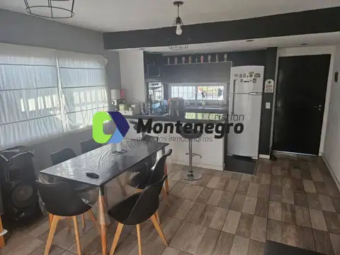 Depto Tipo Casa en Venta de 3 ambientes