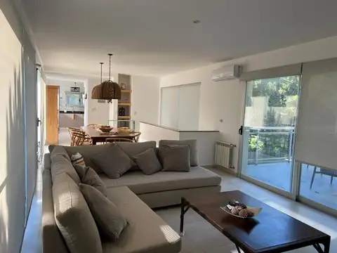 Casa Chalet  en Alq. Temporario en Costa Esmeralda, Costa Atlántica, Buenos Aires