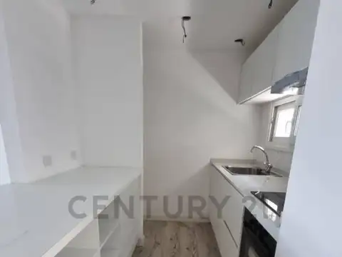 VENTA dpto 2 amb en Zug Caamaño con balcon y parrilla, amenities