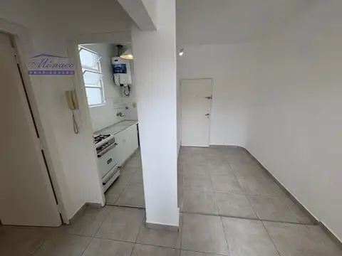 Depto Tipo Casa en Alquiler 50 años