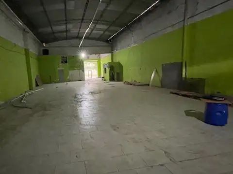 Galpon en Venta en Tolosa, USD 185.000