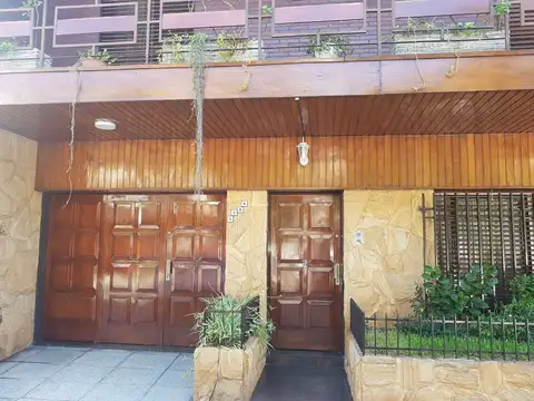 Casa 5 Amb. - VENTA