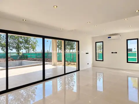 Casa en Venta en San Lucas, USD 219.000