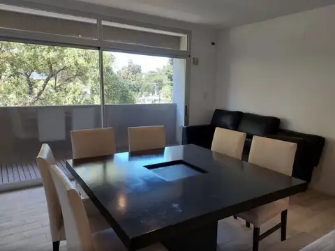 Departamento en Alquiler con 1 cocheras