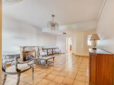 Casa en venta en La Calabria, San Isidro