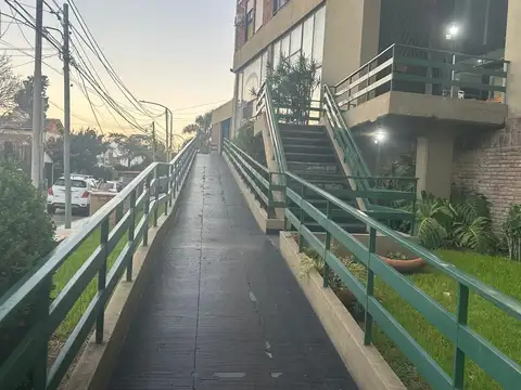 Departamento  en Alquiler en Ciudad Jardin, Tres de Febrero, G.B.A. Zona Oeste