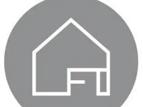 Cochera semicubierta castelar Norte centro