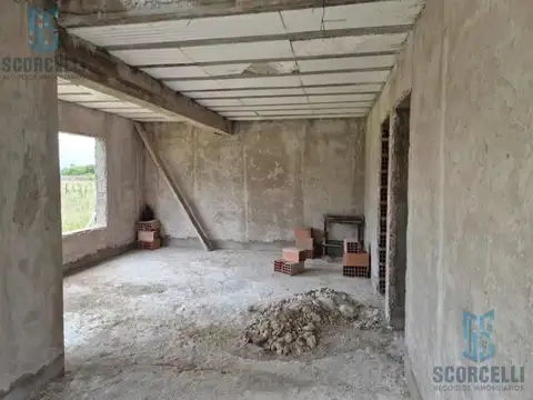 Casa 4 ambientes con 2 baños