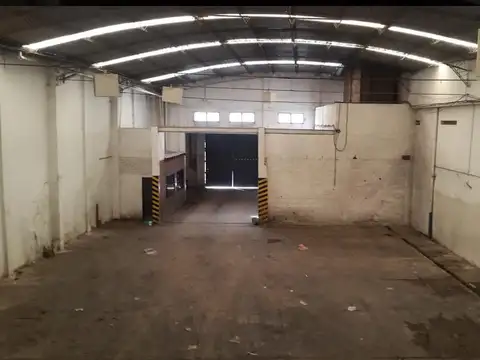 Galpón y depósito en alquiler en Paso del Rey