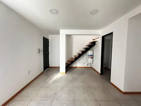 Depto Tipo Casa en Venta de 1 dormitorio