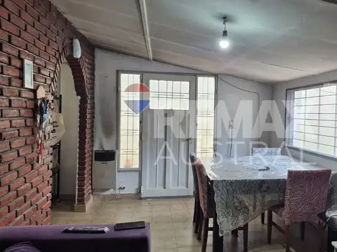 Casa 3 ambientes con 1 baño