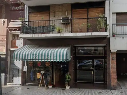 Local súper centrico con sotano, 114 m2 totales