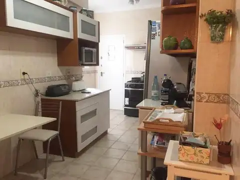 Departamento 4 ambientes con 2 baños