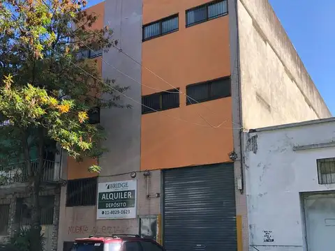 Depósito de 1.100 m2 en alquiler - Paternal