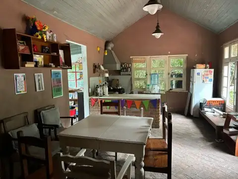 Casa con amplio terreno en Punta Indio