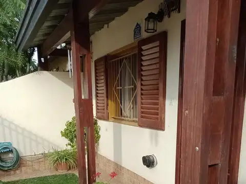 Casa en Venta en Villa Regina, USD 70.000
