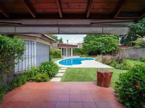 Casa en Alquiler de 4 dormitorios