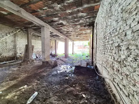 Terreno en Venta 866  mts Frente